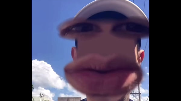 Novinho apanha por varios bruxos 