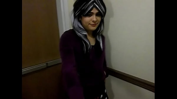 Play MP4 - Hotel hall