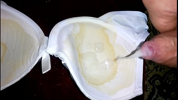 Play MP4 - cum bra crossdress