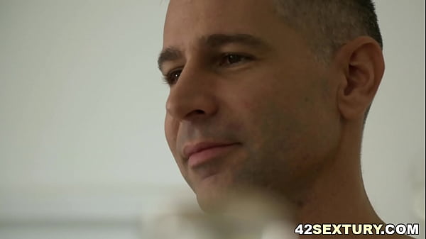 Play MP4 - Hot wife dressed up and assfucked in her favorite lingerie