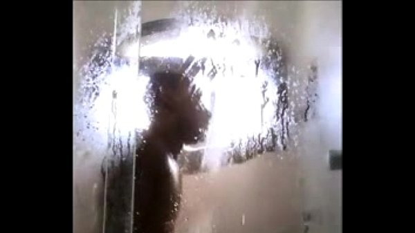 en la ducha...pollon michoacano