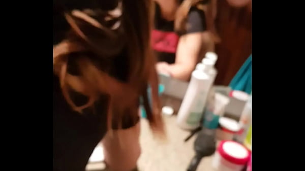 Play MP4 - Carol maserati metendo no banheiro