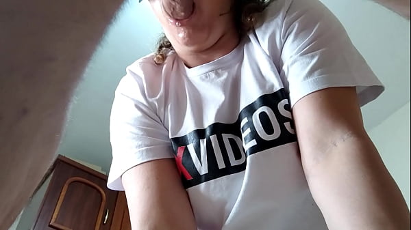 Esposa Amadora Levando Banho De Porra thumbnail