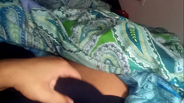 Rubbing My Bulge thumbnail