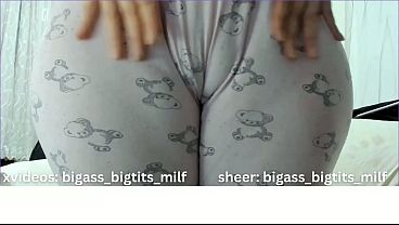 Play MP4 - CAMEL TOE-CAMEL TOE