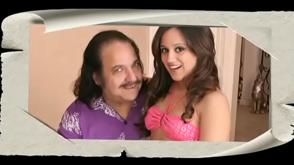 Nonton Lynn Love Fucks Fat Old Man Ron Jeremy thumbnail