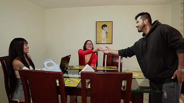 Nonton I Fuck My Wife's Friend Without Getting Caught - Fred Nunex thumbnail