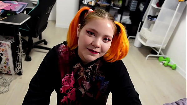 Play MP4 - Blowjob From Redhead Cutie