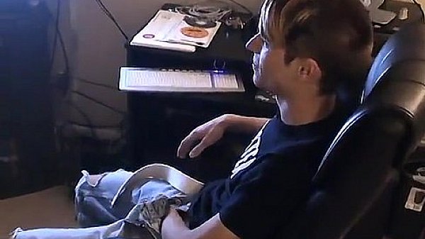 Hot gay Jared is jumpy about his very first time wanking off on 