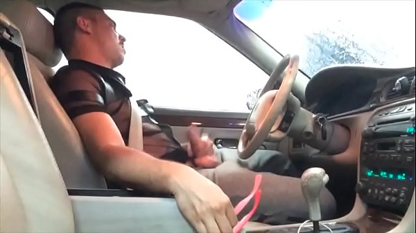 Play MP4 - Man caught jerking off in the car