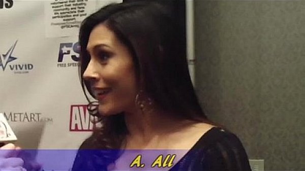 Huge boobs hot milf raylene interviewed in the avn awards
