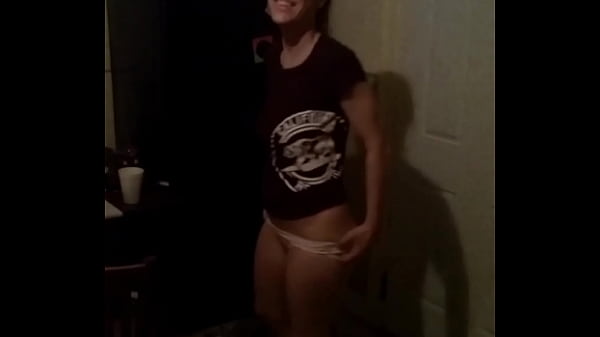 Hot wife Kaceyann1 being cute