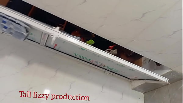 My boss step son came to fuck me while I was bathing 