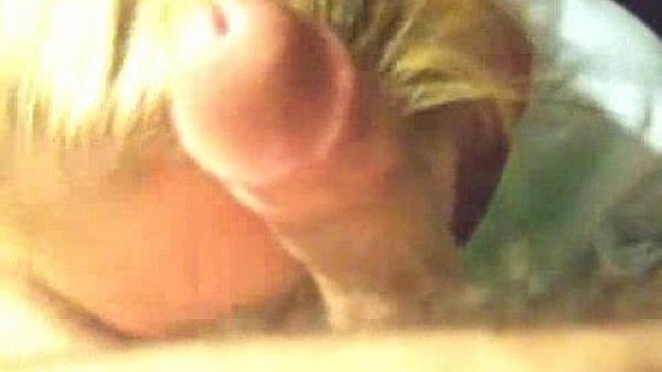 Nonton Blowjob With Messy End thumbnail