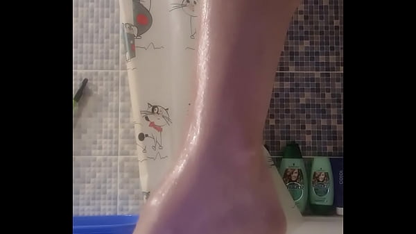 I love to smear my legs with cream and caress them for you dear 