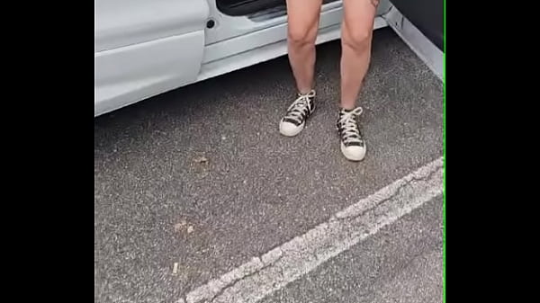 Nonton Pipi thumbnail