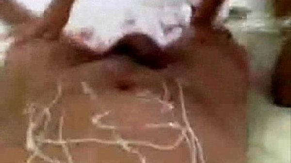 Casal BR fodendo com leite condensado - www. tvbuceta.com 