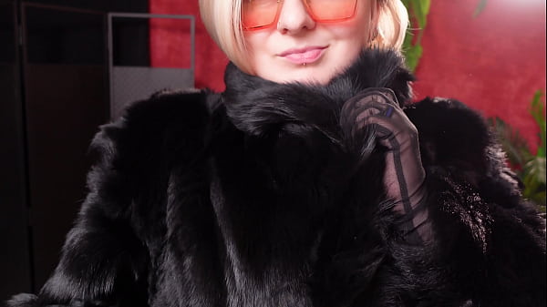 Play MP4 - My hot fur coat collection - part 1&period; Fetish MILF