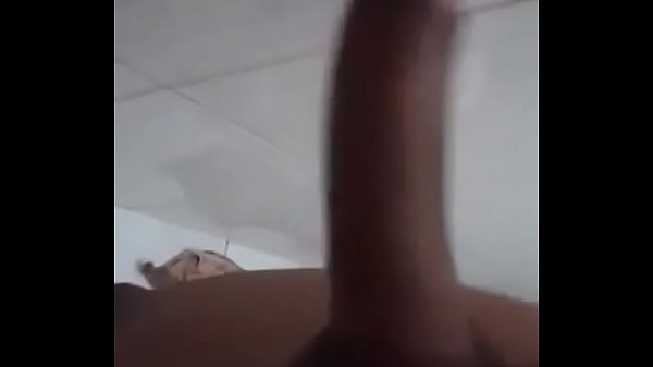 Play MP4 - NOVINHO BATENDO UMA PUNHETA