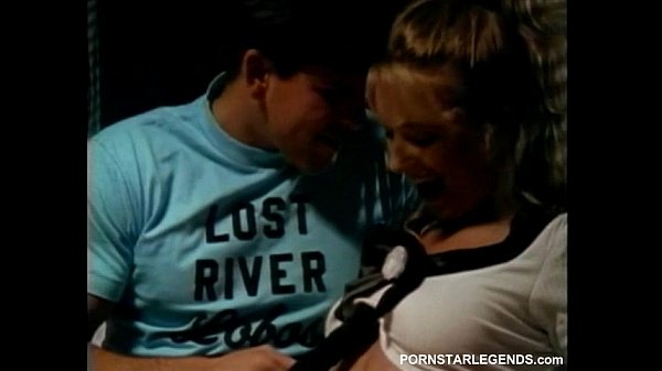 Play MP4 - Sorority girl fucked in dorm room