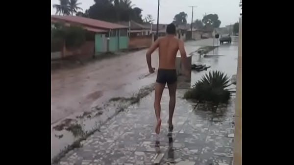 Douglas run fast in incredible high speed