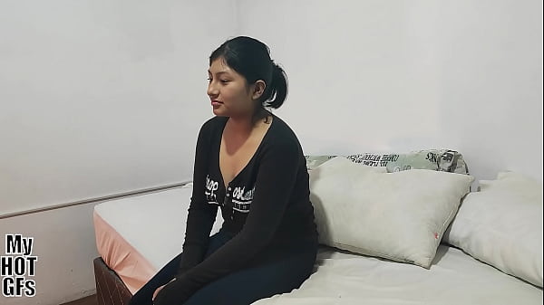 Play MP4 - Kiomi acaba de cumplir 18 a&ntilde;itos