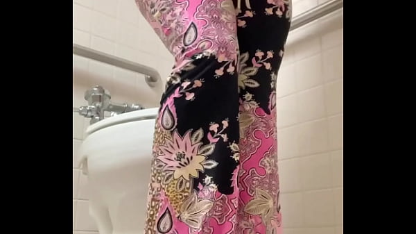 Curvy Milf In Public Bathroom Pissing & Teasing With Hot Booty thumbnail