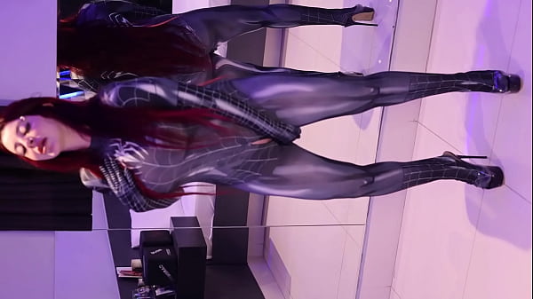 Spidergirl sucks the goo