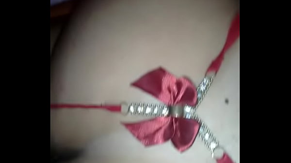 Play MP4 - Abrindo a bunda da esposa pro moleque comer