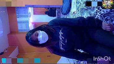 Mi_boliviana me hace feliz_en la cama de un motel_sabe chupar super rico