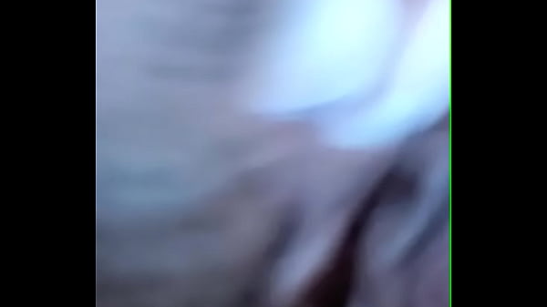 Masturb&aacute;ndome jugando con la jessi 