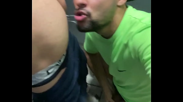 Play MP4 - DOTADO SAFADO E GOSTOSO DANDO MAMAR NO BANHEIRO E QUASE FORAM FLAGRADOS&excl;&excl; FULL SHEER&period;COM