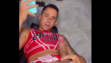 L&iacute;der De Torcida Sexy thumbnail