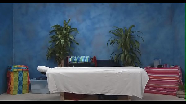 Nonton Unfathomable Pussy Massage For Playgirl thumbnail