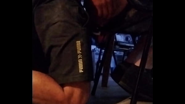 Sentado Y Bien Lamido thumbnail