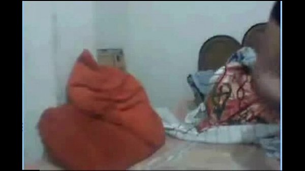 andhra bhabhi showing every thingnew