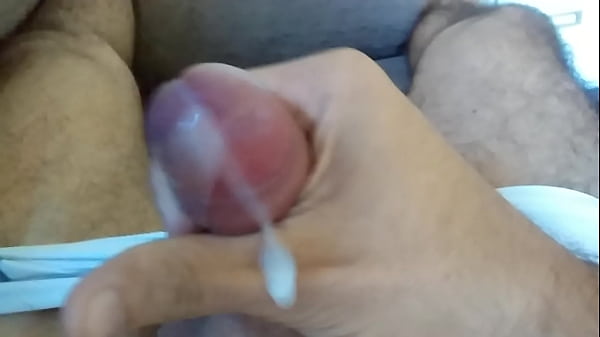 Gozando gostoso punheta