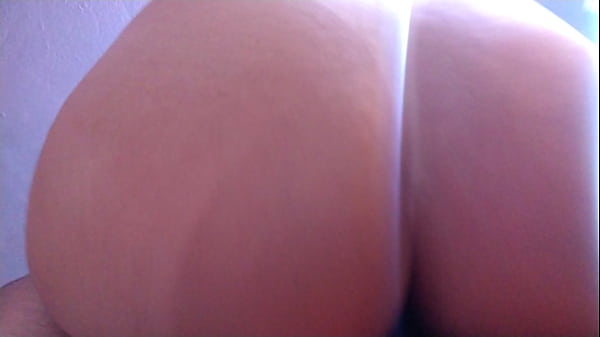 Play MP4 - Pegou a rola e socou na buceta apertada