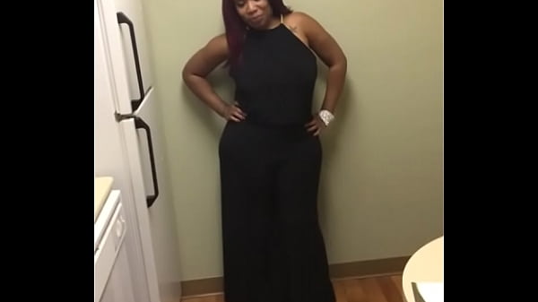 MRS.GORILLA THICK'_S SUPA THICK BOOTY MODELING HER 32-26-65 FRAME