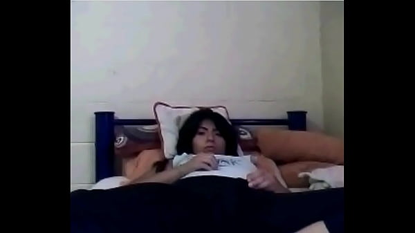 Morra caliente se_masturba por cam