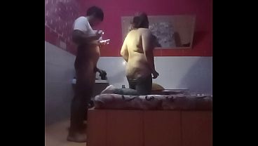 Colombiana prestamista mamando verga y follando Colombiana prestamista mamando verga y follando