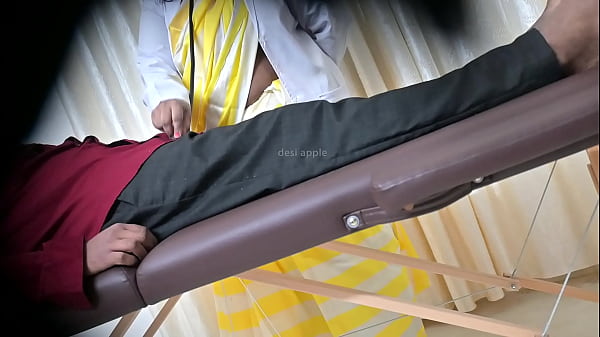 Lucky guy_got handjob fromdoctor