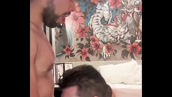 Novinho do Pau Grosso Meteu Com Vontade No Gordinho - Parte 2 (COMPLETO NO SHEER E RED) 