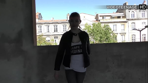 Cute 18 Years Luna Does Her First Porn Casting thumbnail