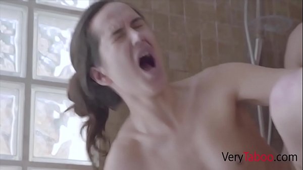 Teen brunette stepsister fucks me