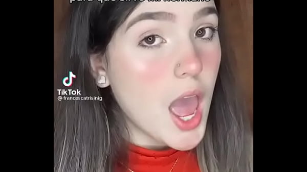 Nonton Mi Hermano Me Da Leche thumbnail