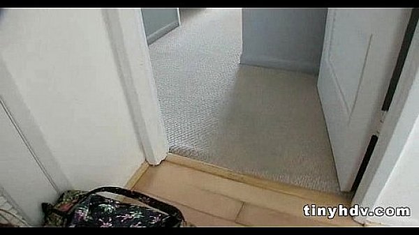 Nonton Sexy Teen Enjoys Good Cock Kiara Knight 7 41 thumbnail