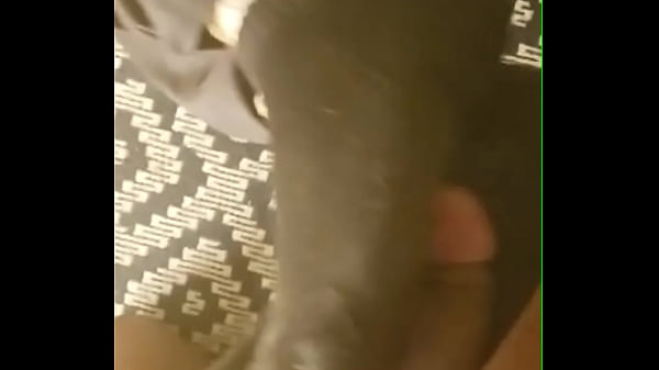 Nonton Hard To Give A Footjob When You&rsquo;ve Been #taken. ...liam Neeson thumbnail