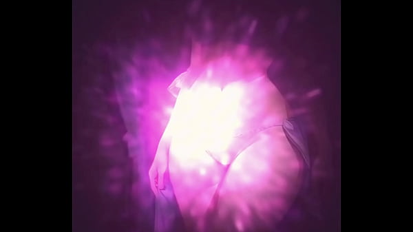 Nonton She Turned Midnight Into A Moment. Her Glow Isn&rsquo;t From A Spell &mdash; It&rsquo;s From Self-belief. thumbnail