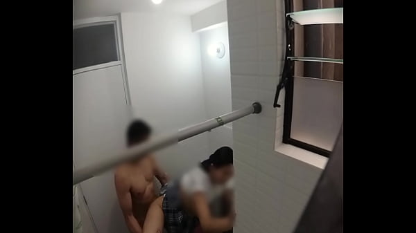 Esposa infiel follando con el vecino camara escondida